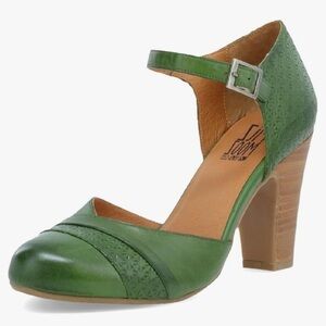 Nearly New Miz Mooz Jay Mary Jane Pumps Green Advocado Ankle Strap Heels 7 37.5